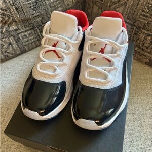Air Jordan 11 CMFT Low